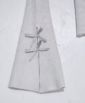 日本新入荷 Suyunn 緞帶刺繡喇叭袖高領薄針織上衣 現貨
