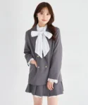 【tocco closet】下擺蕾絲內搭短褲式百褶裙（附腰帶）