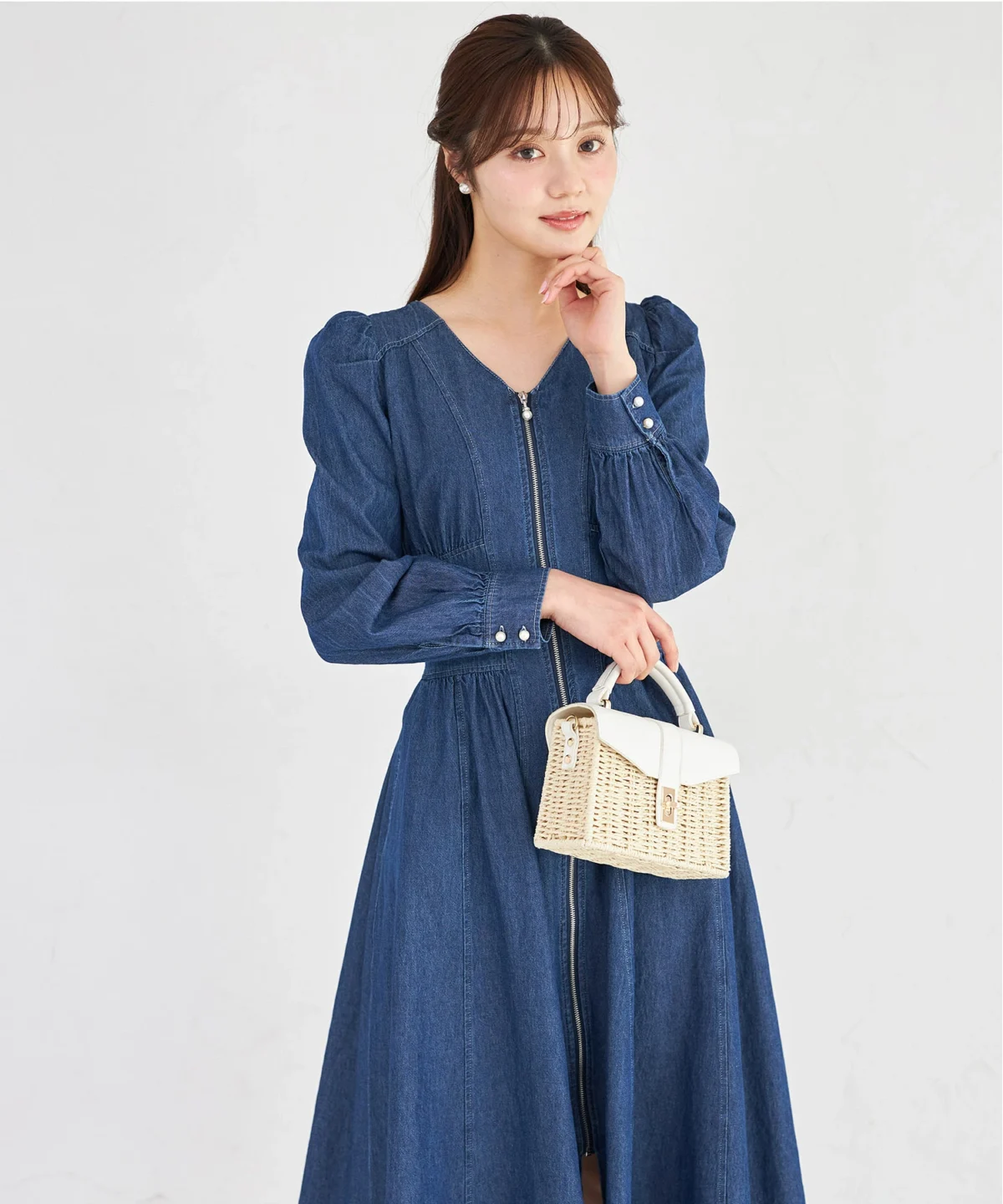 【tocco closet】珍珠拉鍊馬甲束腰風牛仔連衣裙