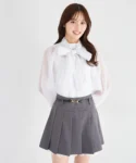 【tocco closet】下擺蕾絲內搭短褲式百褶裙（附腰帶）