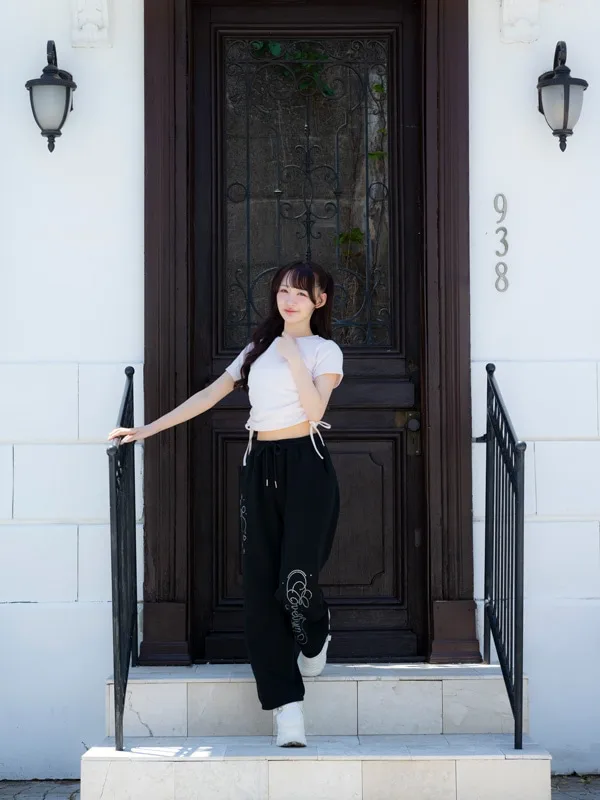 Evelyn 閃鑽T恤 + 蝴蝶結閃石棉褲 藍紫色 現貨 +預訂