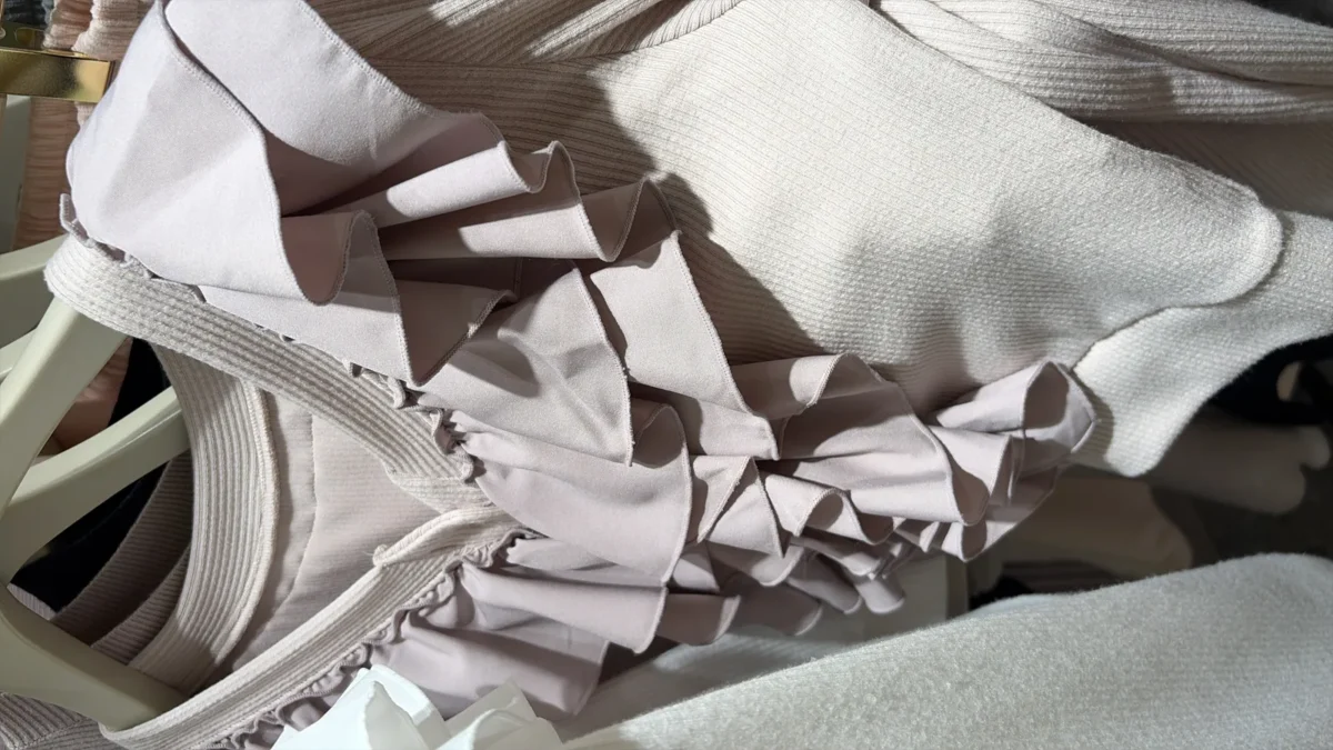 An MILLE Ruffle-lined ribbed cardigan 荷葉花邊拼接手袖外套 現貨