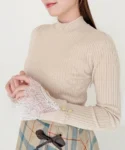 日本 an another angelus 顯瘦彈力直紋針織喱士top Lace-trimmed ribbed knit pullover 現貨