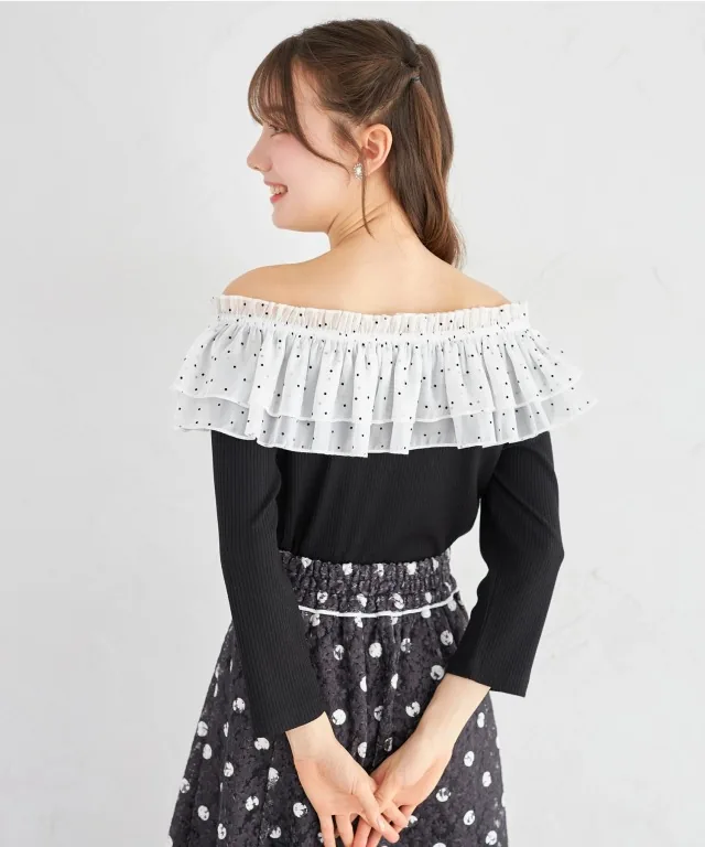 日本 Tocco Closet 中袖 2 ways 一字領波點花邊 top 着こなし広がる2WAY仕様♪ドットフリル付きリブカットプルオーバー 現貨
