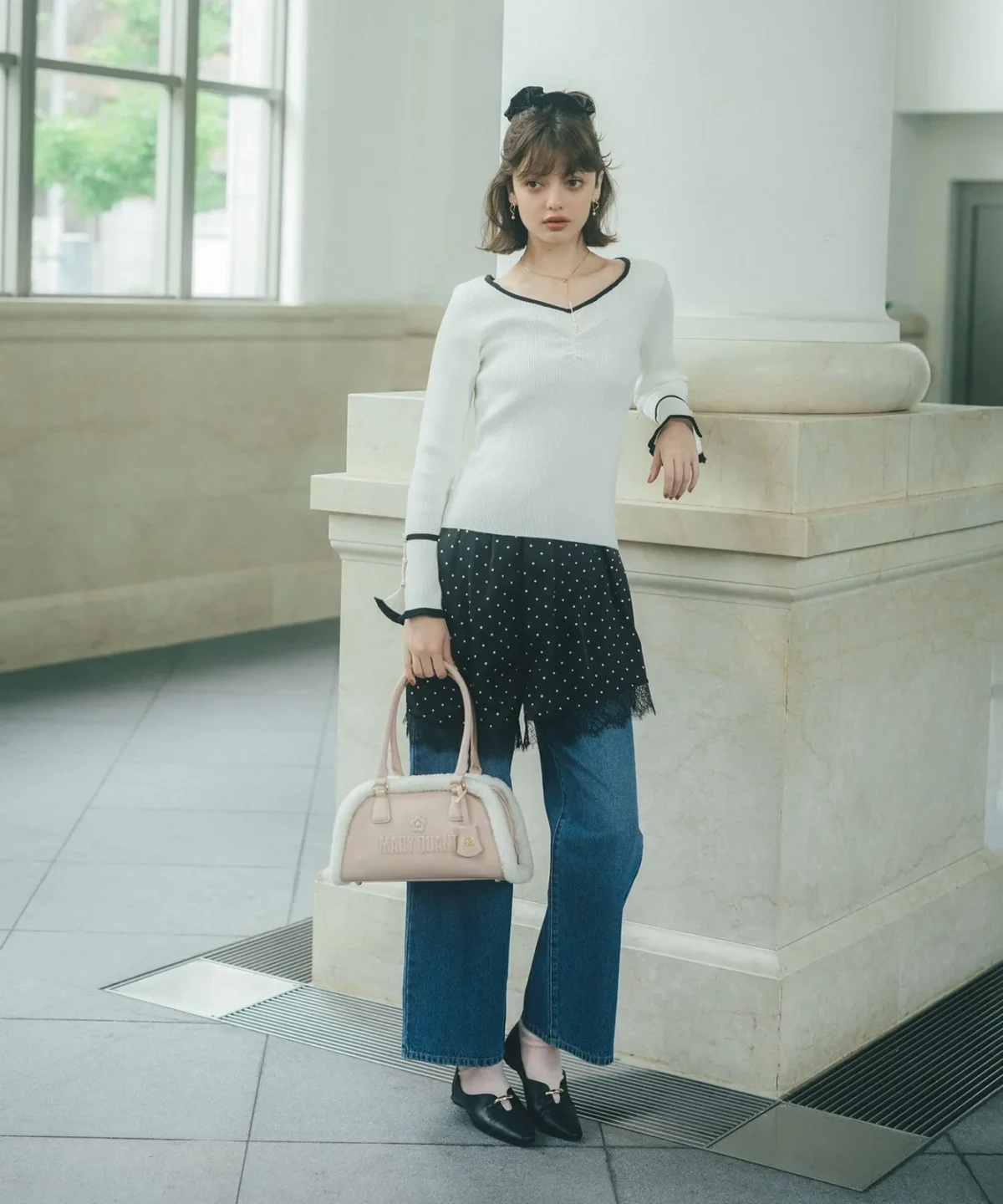 2026 秋冬新款 VIS X MARY QUANT  現貨 ～ 袖デイジーボタンVネックリブニット